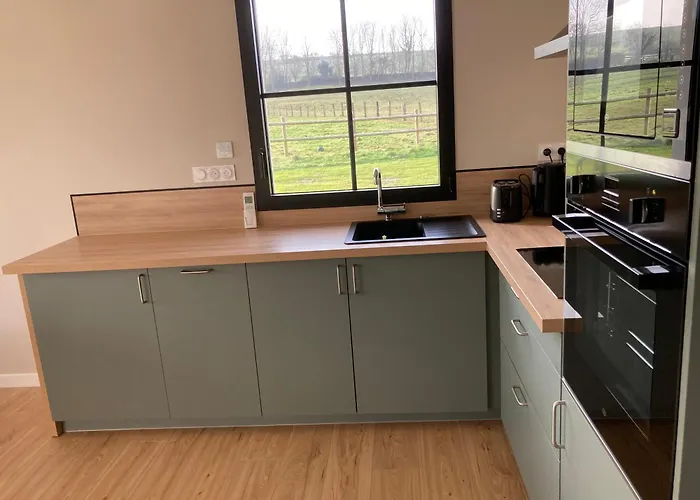 Les Petites Maisons Dans La Prairie - 1 Hébergement de vacances Maresville