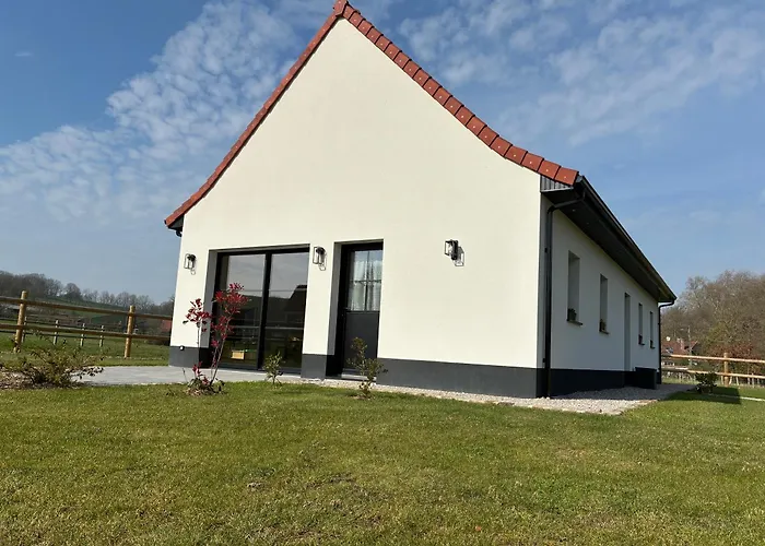 Les Petites Maisons Dans La Prairie - 1 * Maresville